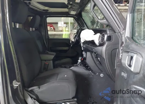 2020 Jeep Wrangler Unlimited Sport Altitude 4X4 из США, поврежденный, VIN 1C4HJXDN0LW200151